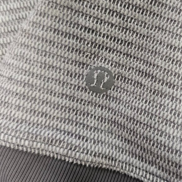 Lululemon Define 1/4 Zip Jacket Women Size 4 Gray Striped - Picture 9 of 14